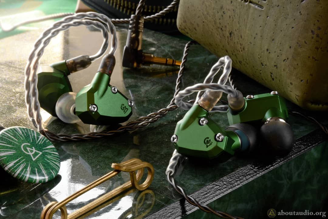 Campfire Audio Andromeda 2020 Review: Salute - About Audio Reviews